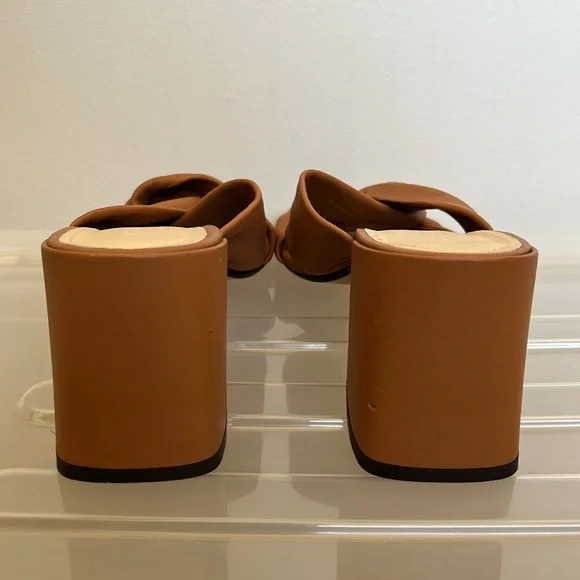 Everlane The Day Twist Heel - Picture 4 of 4